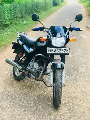 Bajaj CT100 2012