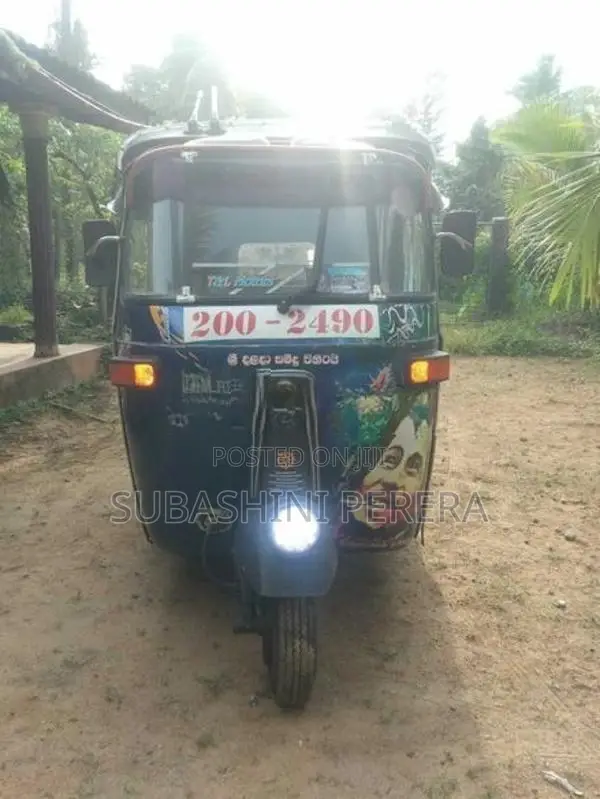 Bajaj RE 1994