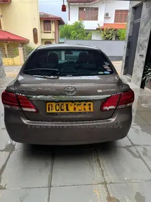 Toyota Premio G Superior 2019
