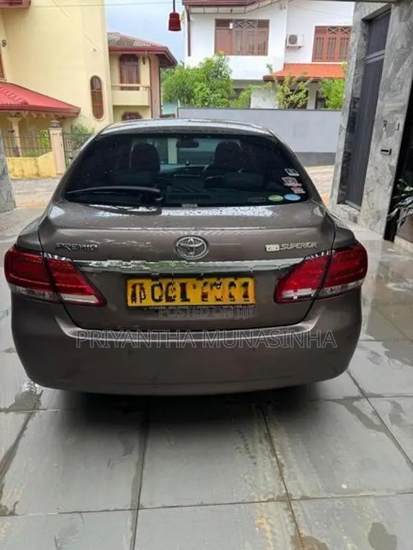 Toyota Premio G Superior 2019