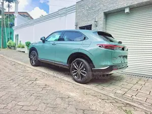 Honda Vezel Z PREMIUM 10SP 4WAY 2026