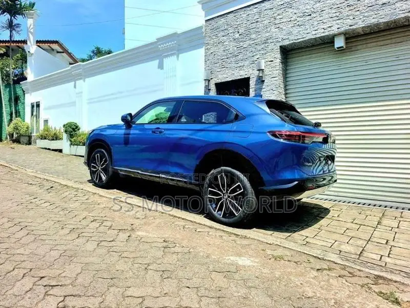 Honda Vezel Z PREMIUM 10SP 4WAY 2026