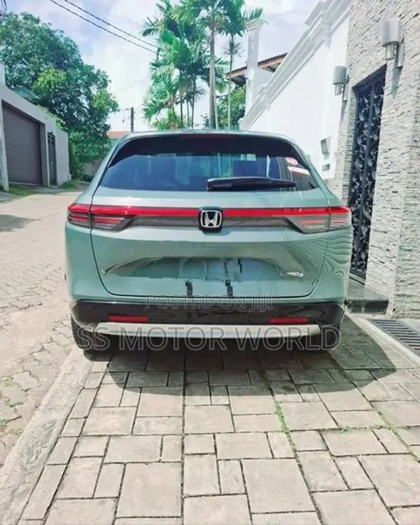 Honda Vezel Z PREMIUM 10SP 4WAY 2026