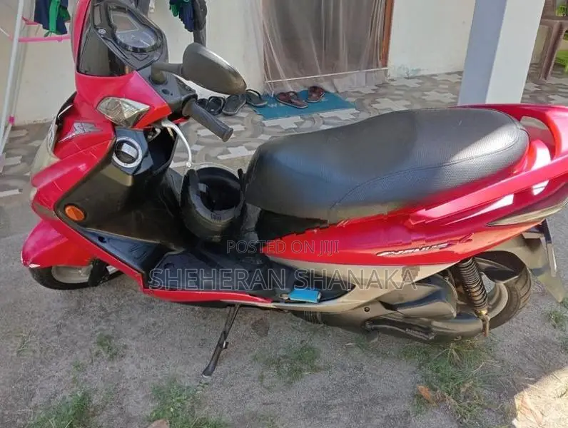 Yamaha Crux 2008