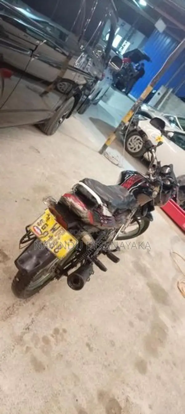 Bajaj Discover 125 2012