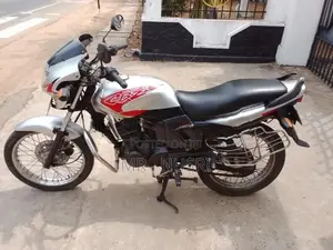 Hero CBZ 150 2005