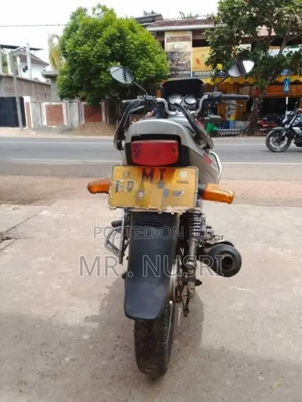 Hero CBZ 150 2005