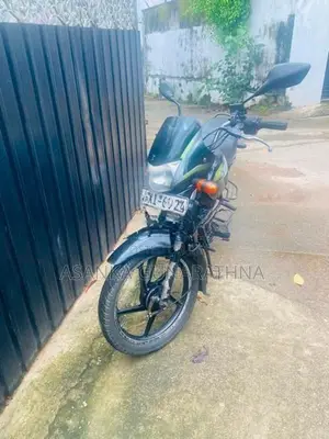Bajaj Platina 125 2012