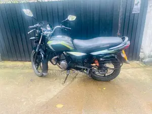 Bajaj Platina 125 2012