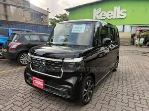 Honda N-Box CUSTOM 2025