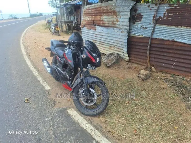 Bajaj Pulsar 180 2010
