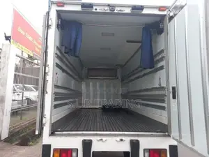 Isuzu Elf 12.5 AUTO 2019