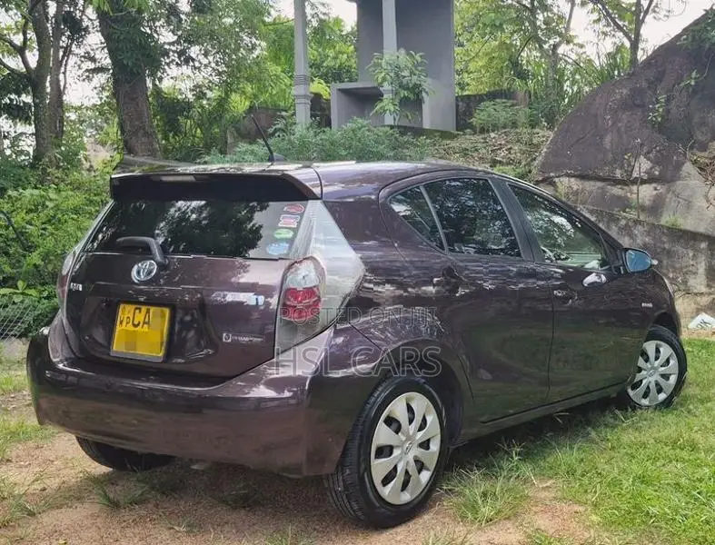 Toyota Aqua S Limited 2014