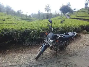 Bajaj CT100 2016