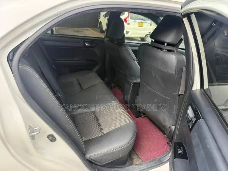 Toyota Axio WXB 2017