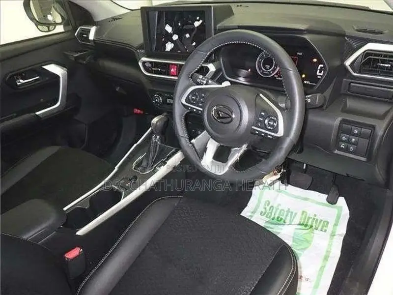 Daihatsu Rocky Premium G 2023