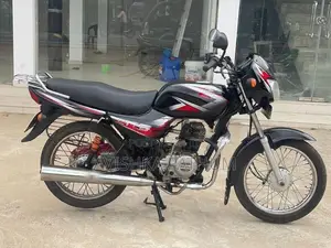 Bajaj CT100 red black 2014