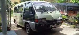Mitsubishi Delica 1987