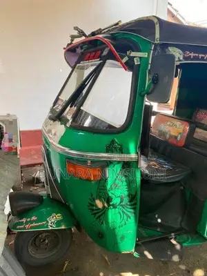 Bajaj RE 2009