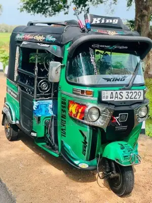 Bajaj RE Three Wheeler 2014