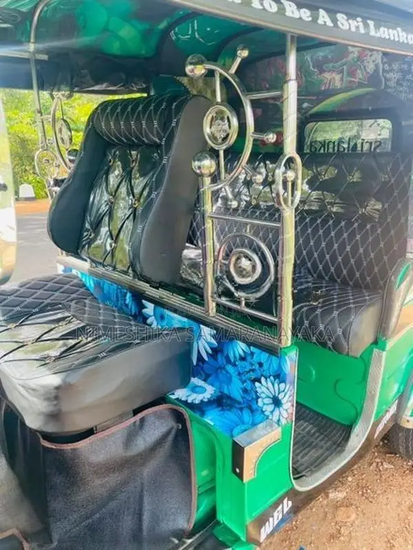 Bajaj RE Three Wheeler 2014