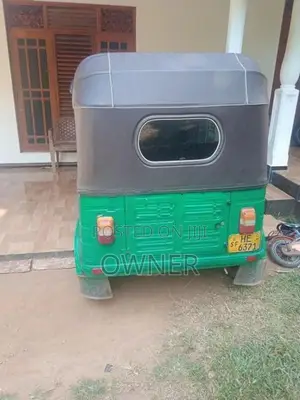 Bajaj RE 2003