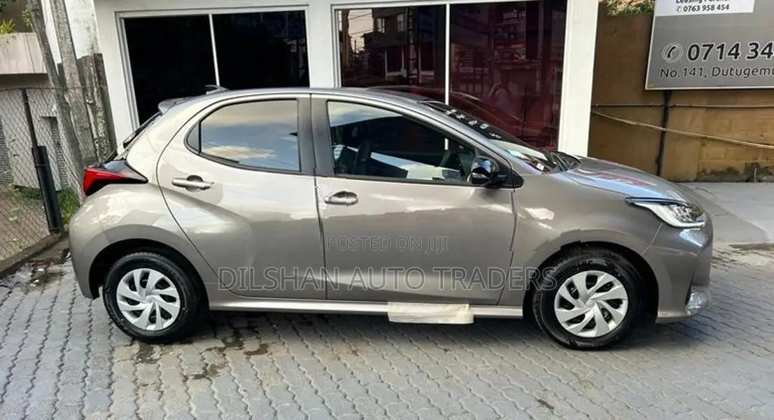 Toyota Yaris G LED 2026