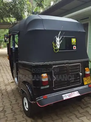Bajaj RE 2012