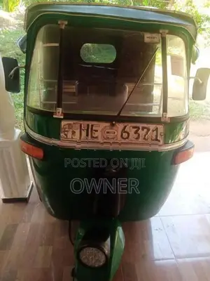 Bajaj RE 2003