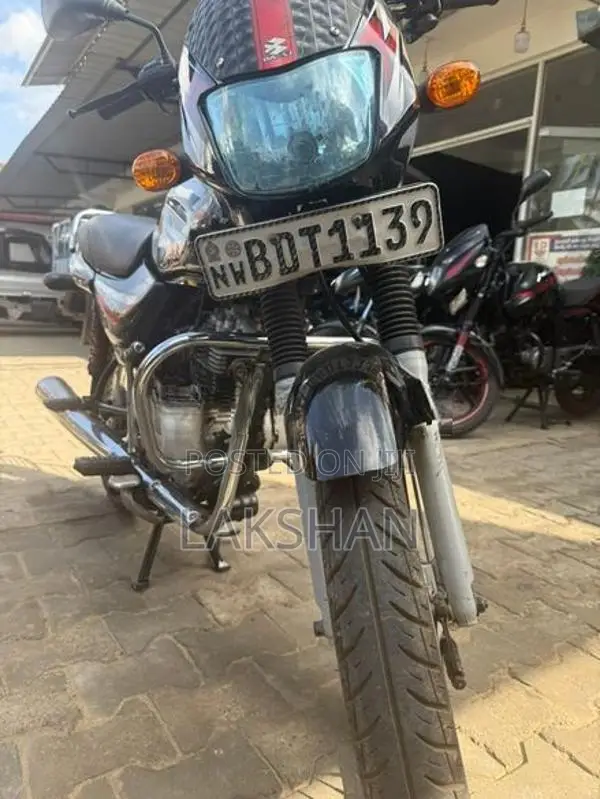 Bajaj CT100 2014