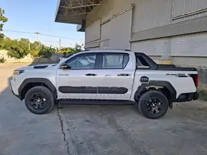 Toyota Hilux Travo Overland+ 2026