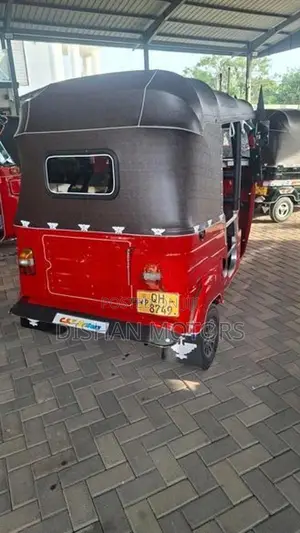 Bajaj RE 2 Strok 2006