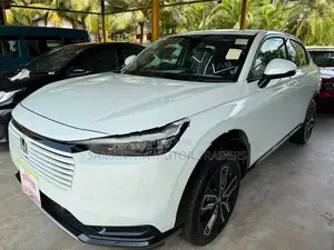 Honda Vezel Z Premium sounds 2026
