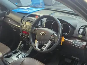 Kia Sorento 1-12 Options 2012