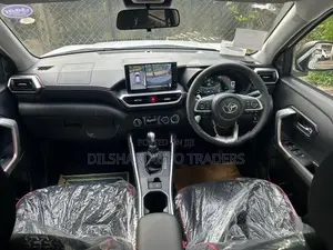 Toyota Raize Hybrid Z 2026