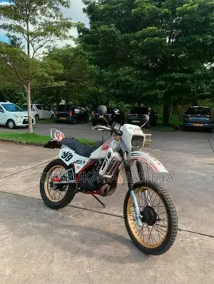 Yamaha DT 1988