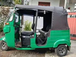 Bajaj RE 4 Stroke 2016