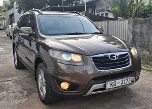Hyundai Santa Fe 7 seater 2011