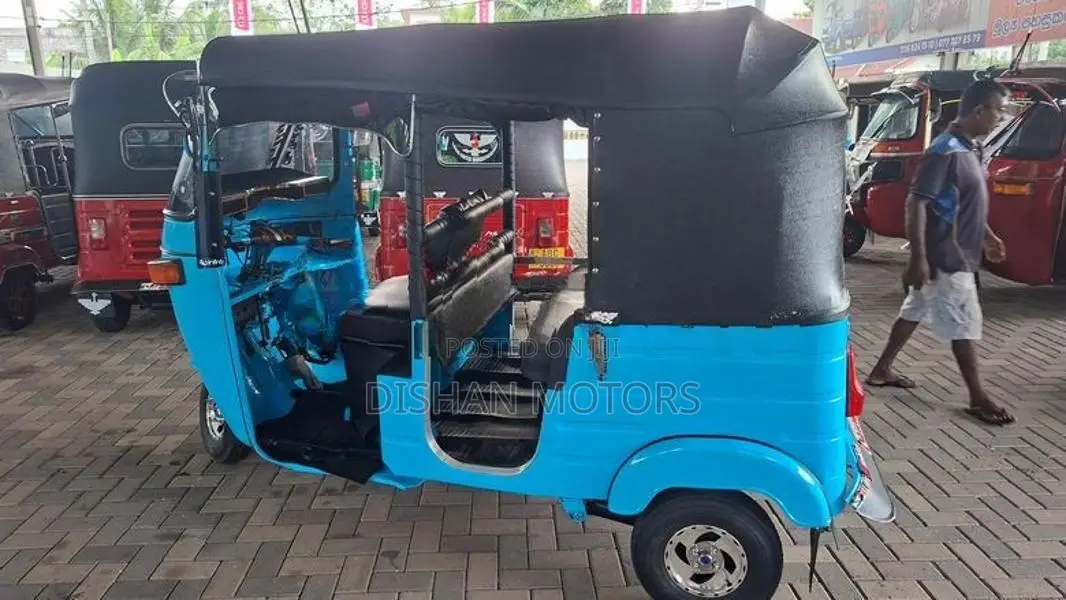 Bajaj RE 2 Stroke 2005
