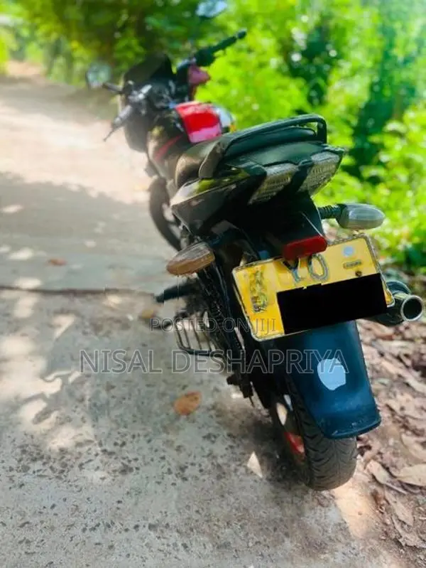 Bajaj Pulsar 150 2012