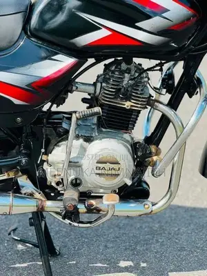 Bajaj CT100 2016