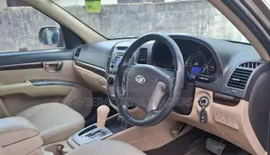 Hyundai Santa Fe 7 seater 2011