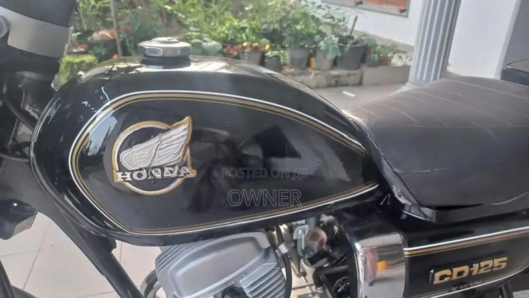 Honda CB 125 Twin 1999