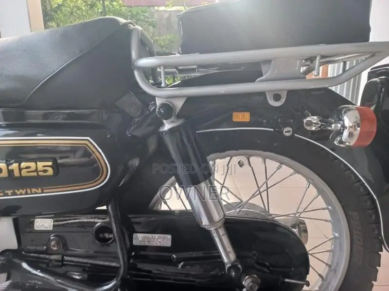 Honda CB 125 Twin 1999