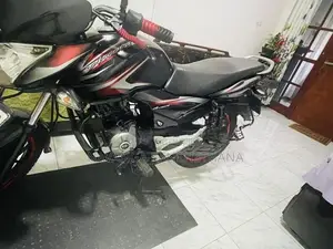 Bajaj Discover 2015