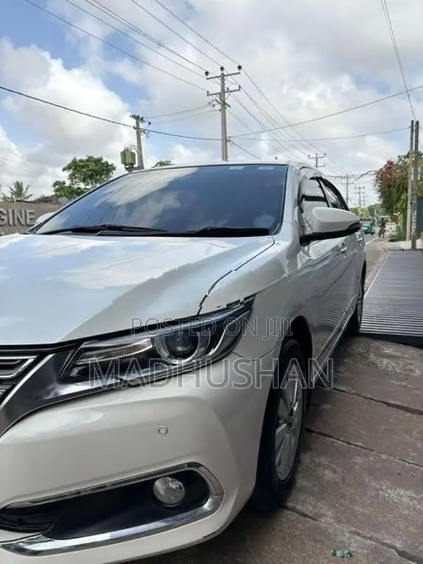 Toyota Premio G Superior 2017