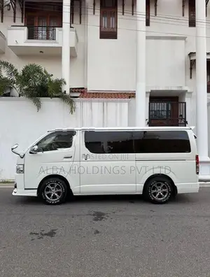 Toyota Hiace KDH TRH Super GL 2018