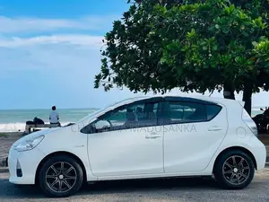 Toyota Aqua 2014