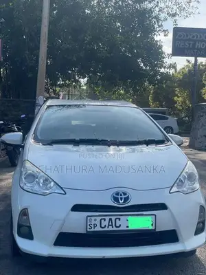 Toyota Aqua 2014