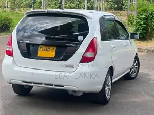 Suzuki Liana 2001